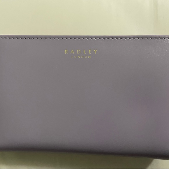 Radley lavender wallet - Picture 3 of 6